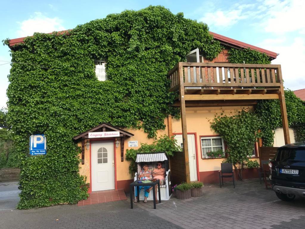 Ferienwohnungen direkt an der Elde Lübz Buitenkant foto